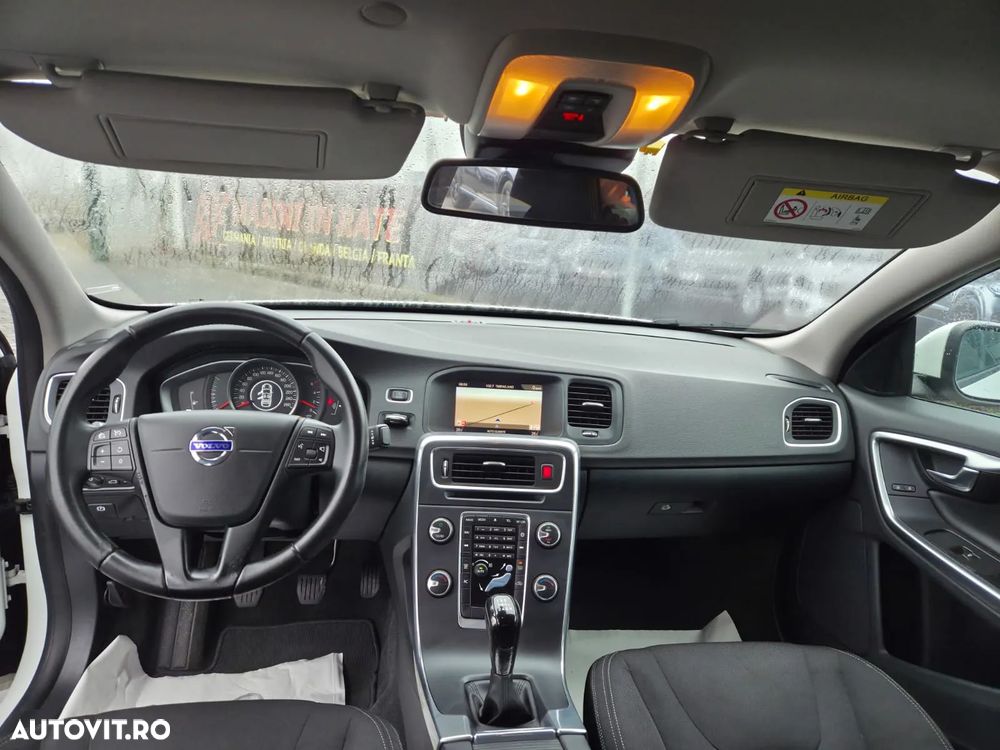 Volvo S60 D2 Kinetic - 17