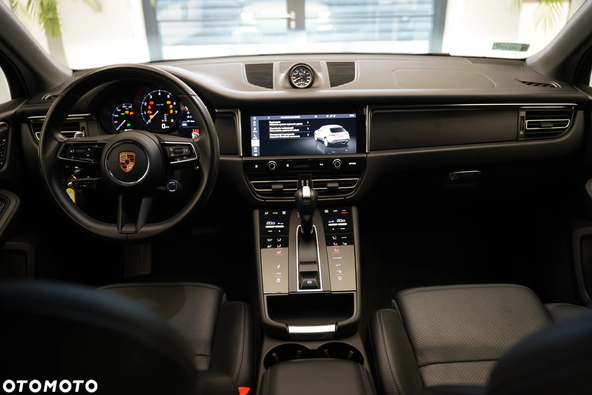Porsche Macan Standard - 11
