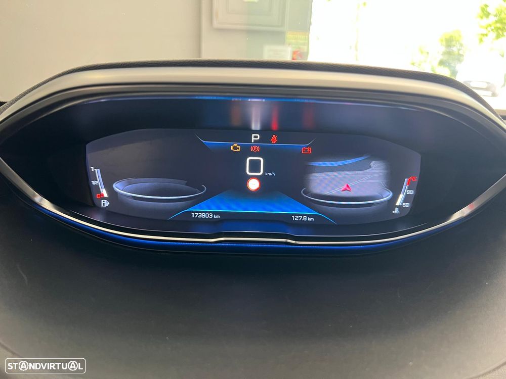 Peugeot 3008 BlueHDi 130 Stop & Start EAT8 Allure - 31