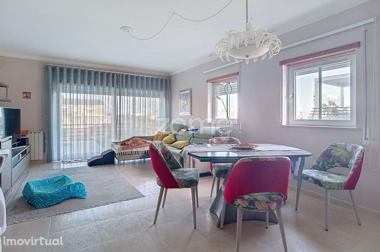 Apartamento T2+1|Buarcos|Vista Mar|Terraço|Garagem| Área Total 143 ... - Grande imagem: 2/22