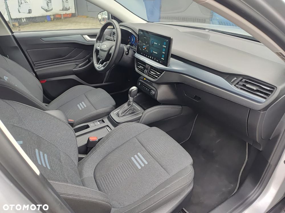 Ford Focus 1.0 EcoBoost Hybrid ACTIVE X - 27