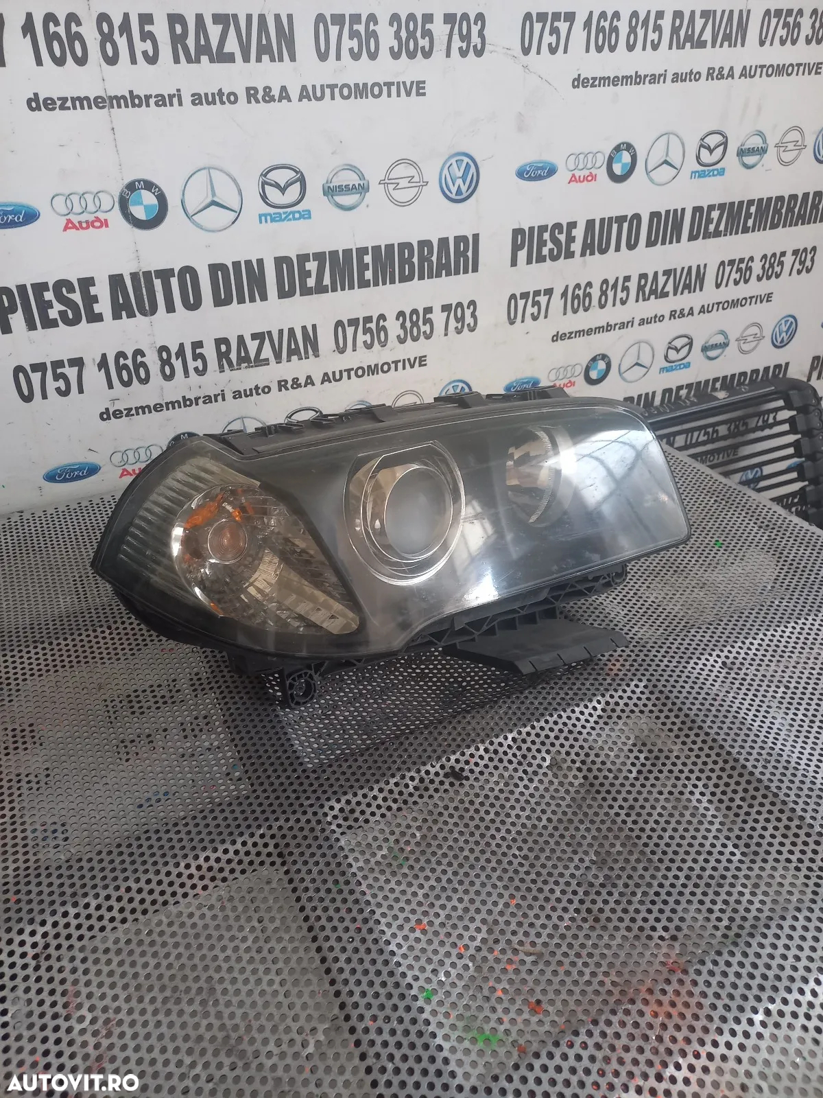 Far Dreapta Xenon Complet Bmw X3 E83 An 2004-2005-2006-2007-2008-2009-2010 Volan Stanga Europa Cod - 4
