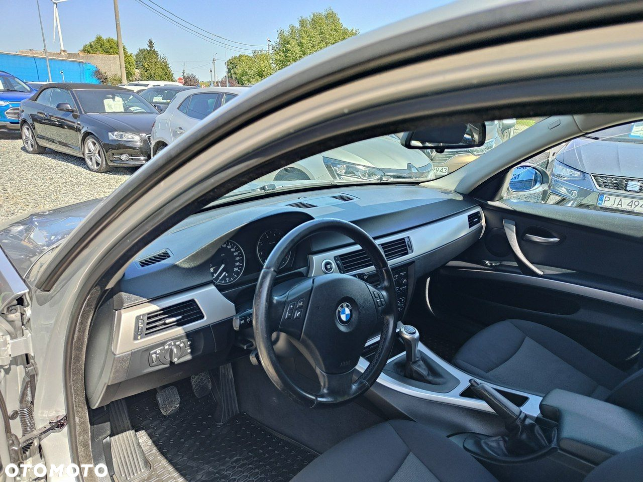 BMW Seria 3 318i - 13