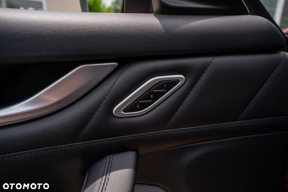 Maserati Levante S Q4 - 21