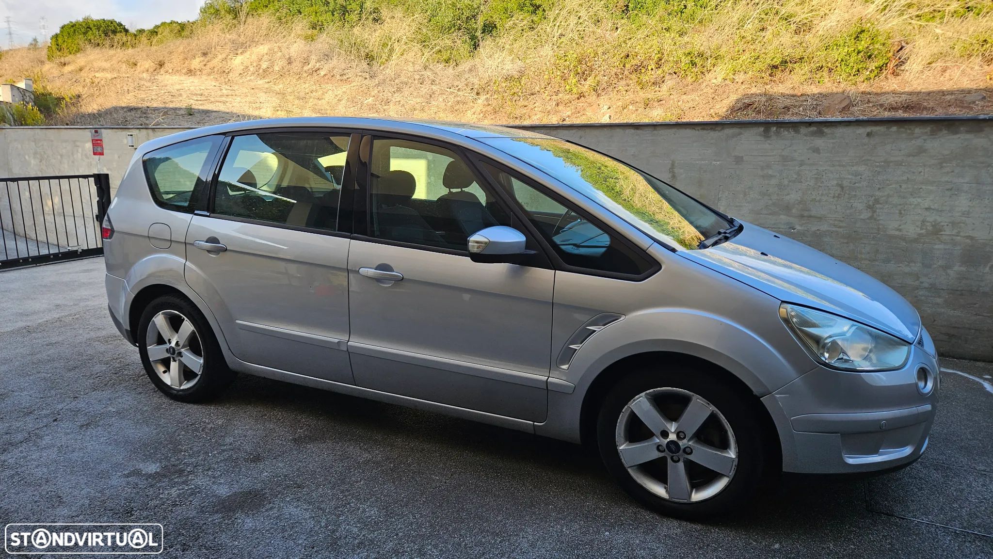 Ford S-Max - 1