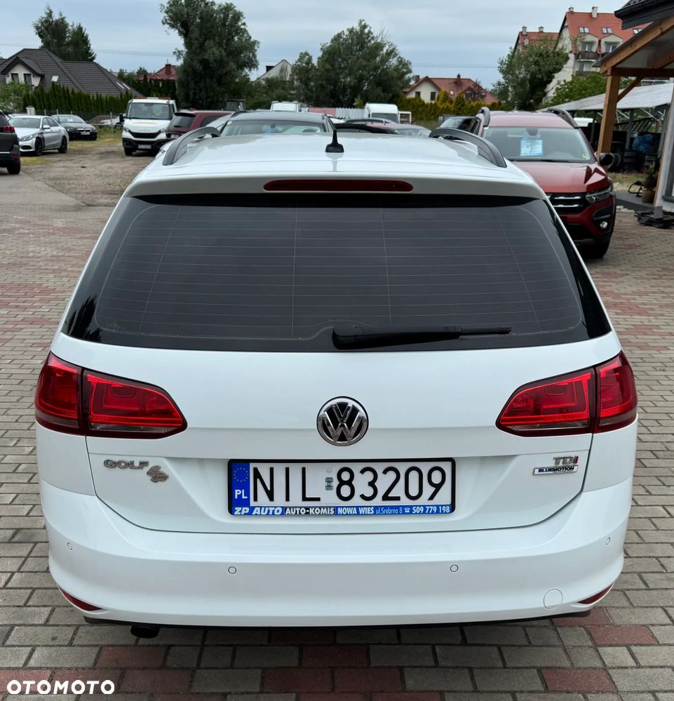 Volkswagen Golf - 10