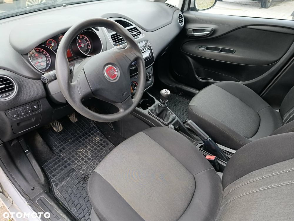 Fiat Punto 2012 - 10