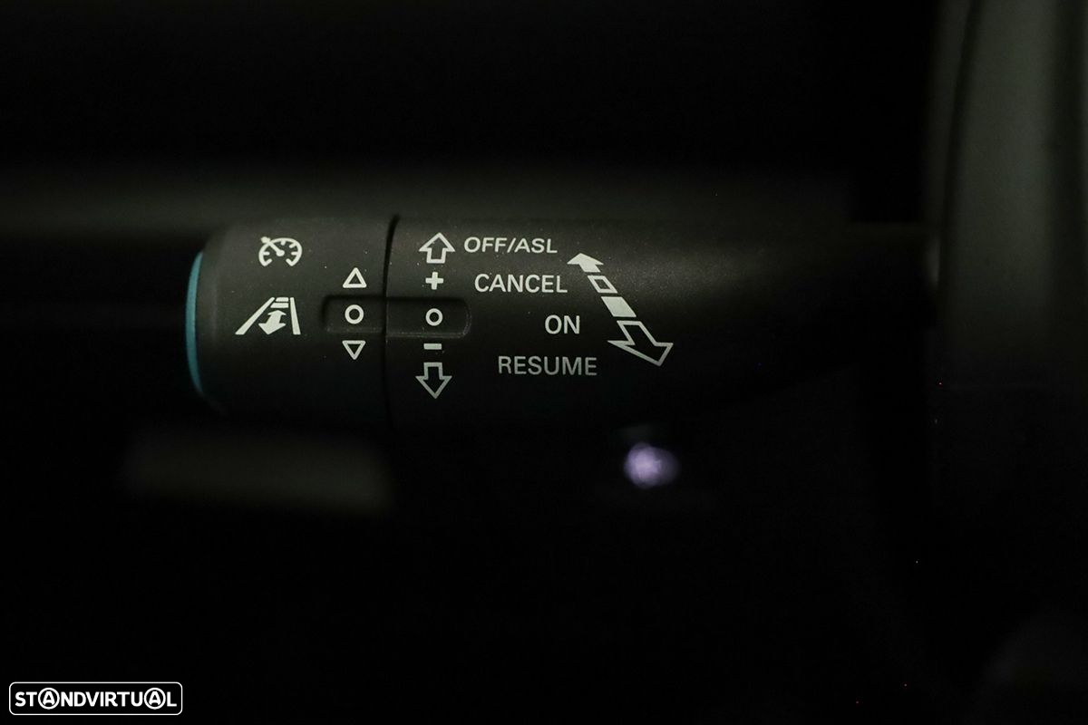 MG EHS 1.5 T-GDI Plug-in Hybrid Luxury - 19