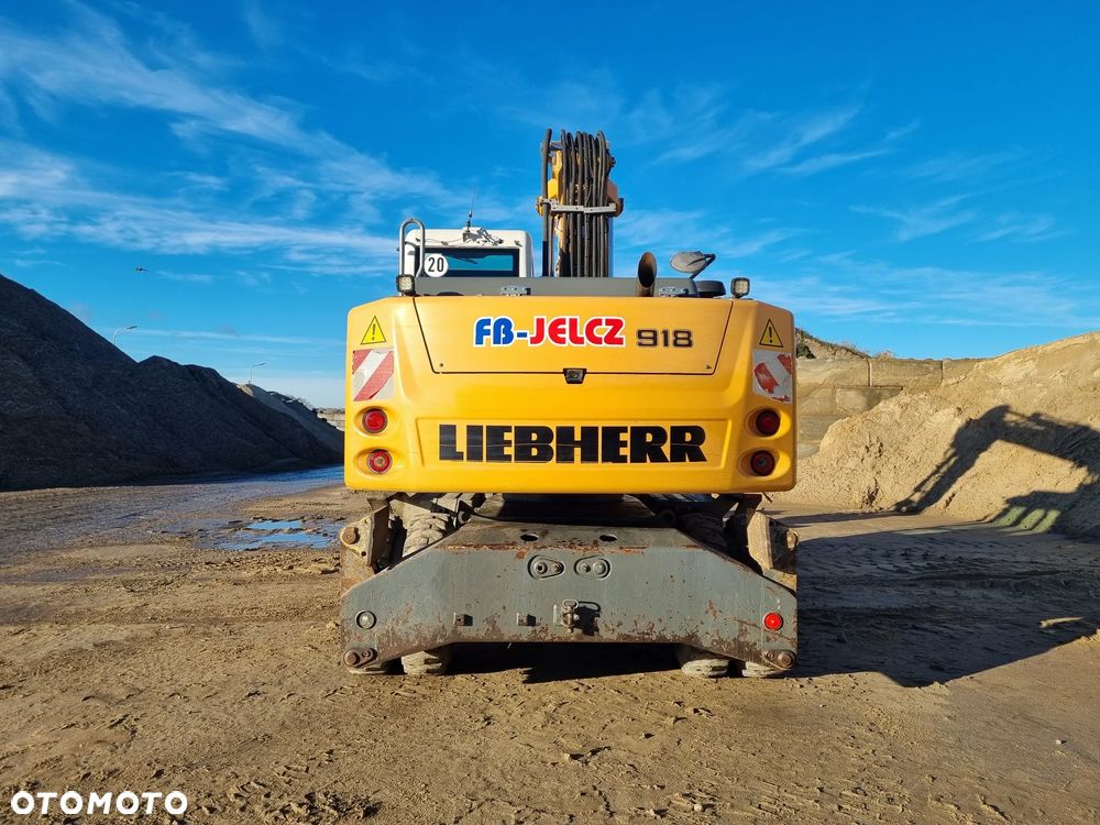 Liebherr A918 - 8