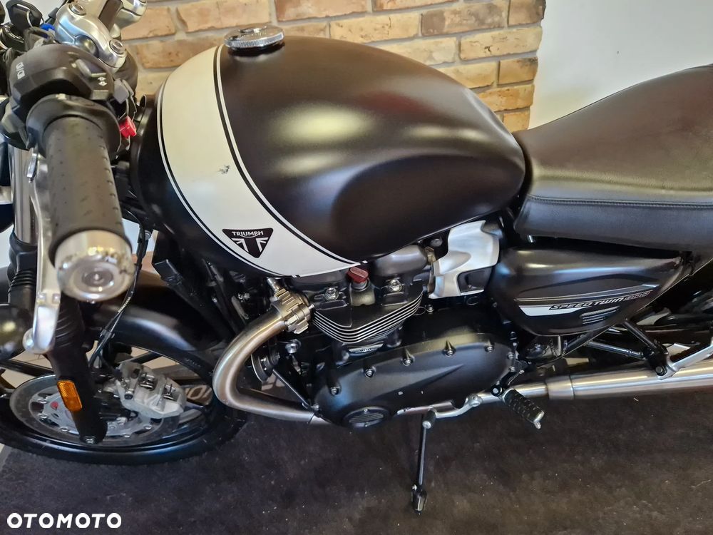 Triumph Speed Twin - 19