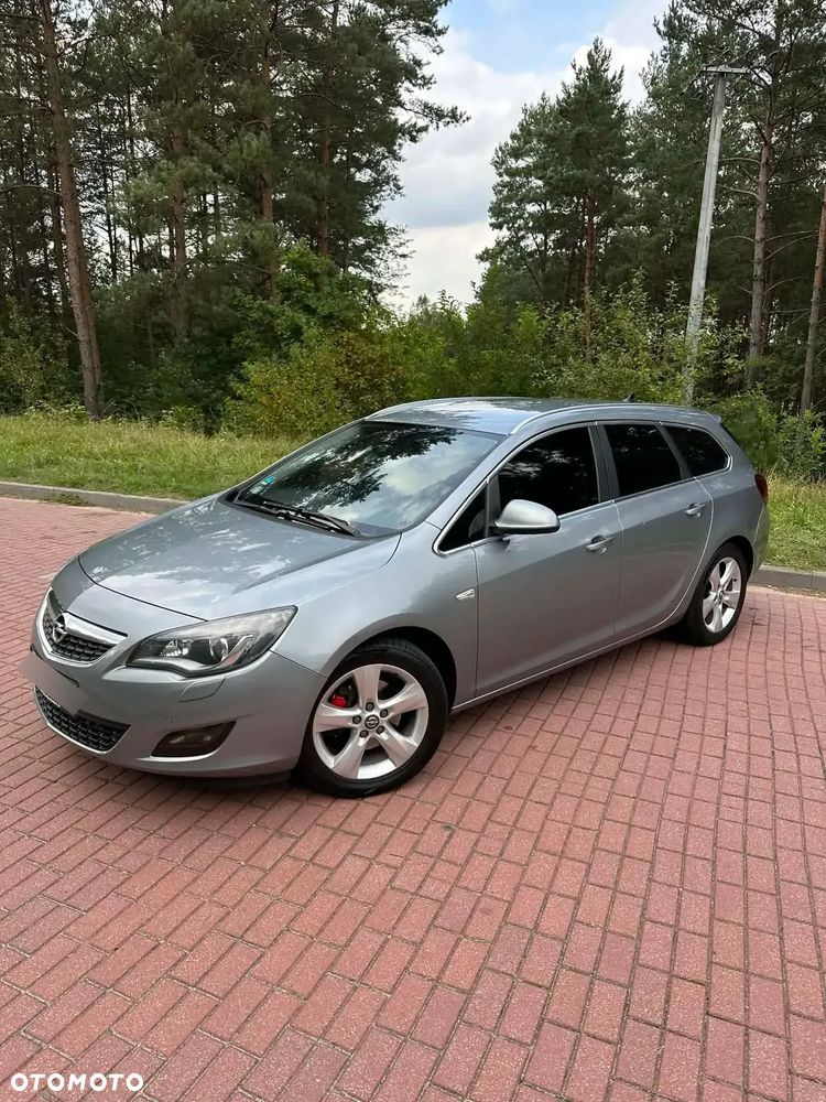 Opel Astra 2.0 CDTI DPF Cosmo - 2