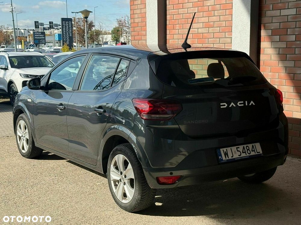 Dacia Sandero - 6