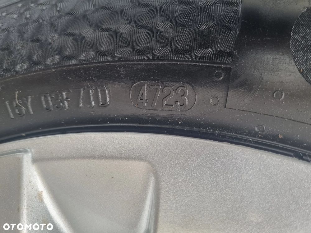 Ford Focus 1.0 EcoBoost 99g Titanium - 32