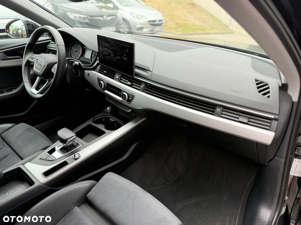 Audi A4 Avant 35 TDI mHEV S tronic - 33