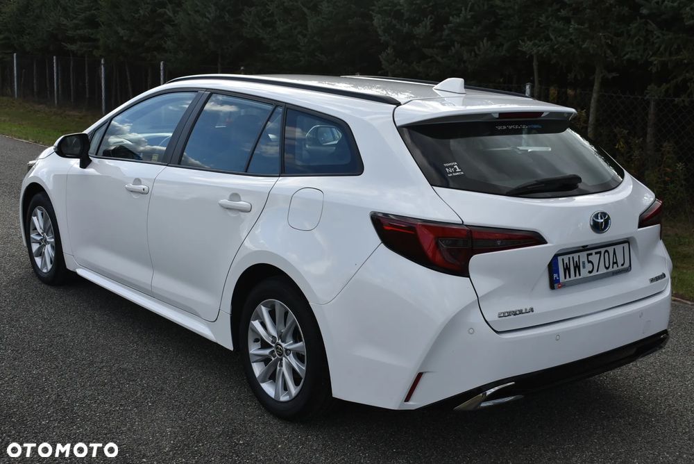Toyota Corolla 1.8 Hybrid Comfort - 5