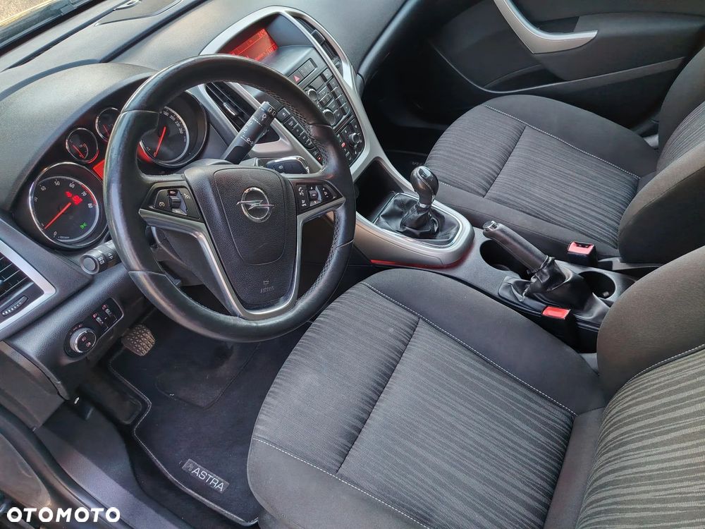 Opel Astra 1.4 Turbo - 13