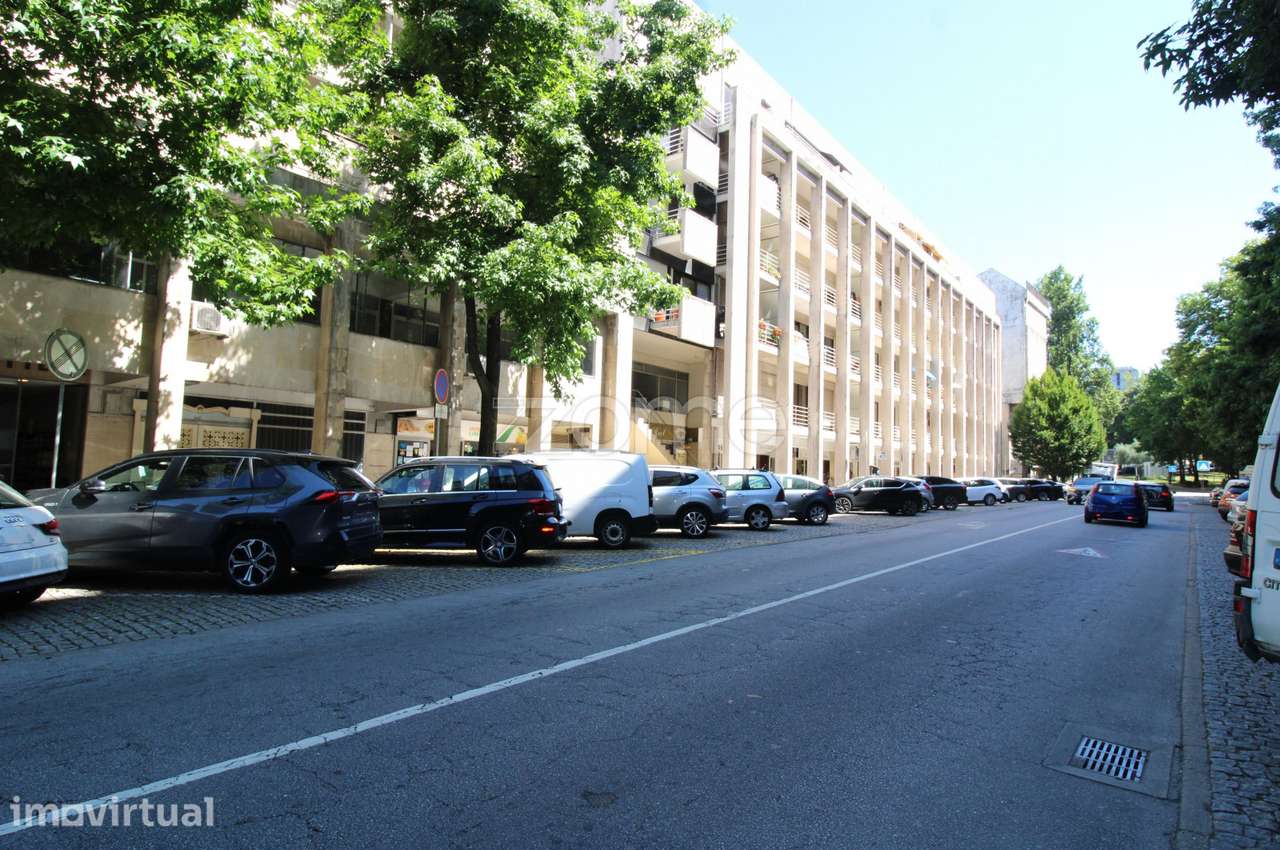 Apartamento T2 Renovado no Centro da Cidade - Grande imagem: 5/22