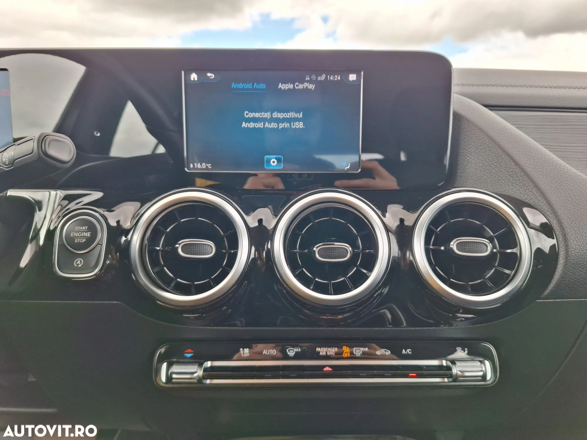Mercedes-Benz GLA 200 d 4Matic 8G-DCT - 16