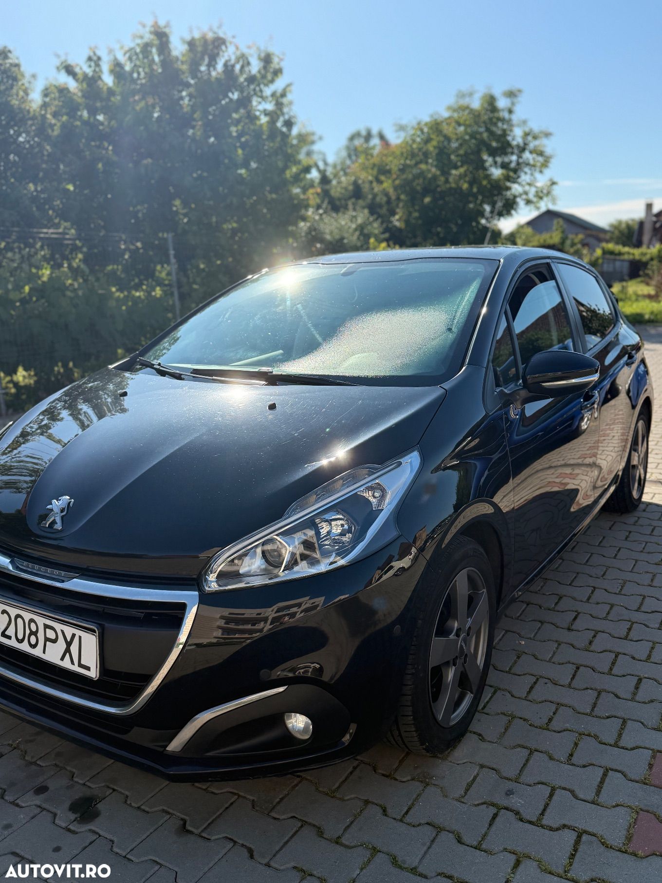 Peugeot 208 1.2 L PureTech ETG Active - 1