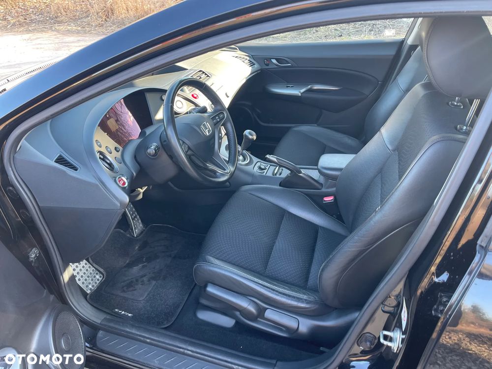 Honda Civic 1.8 GT Special Edition - 30