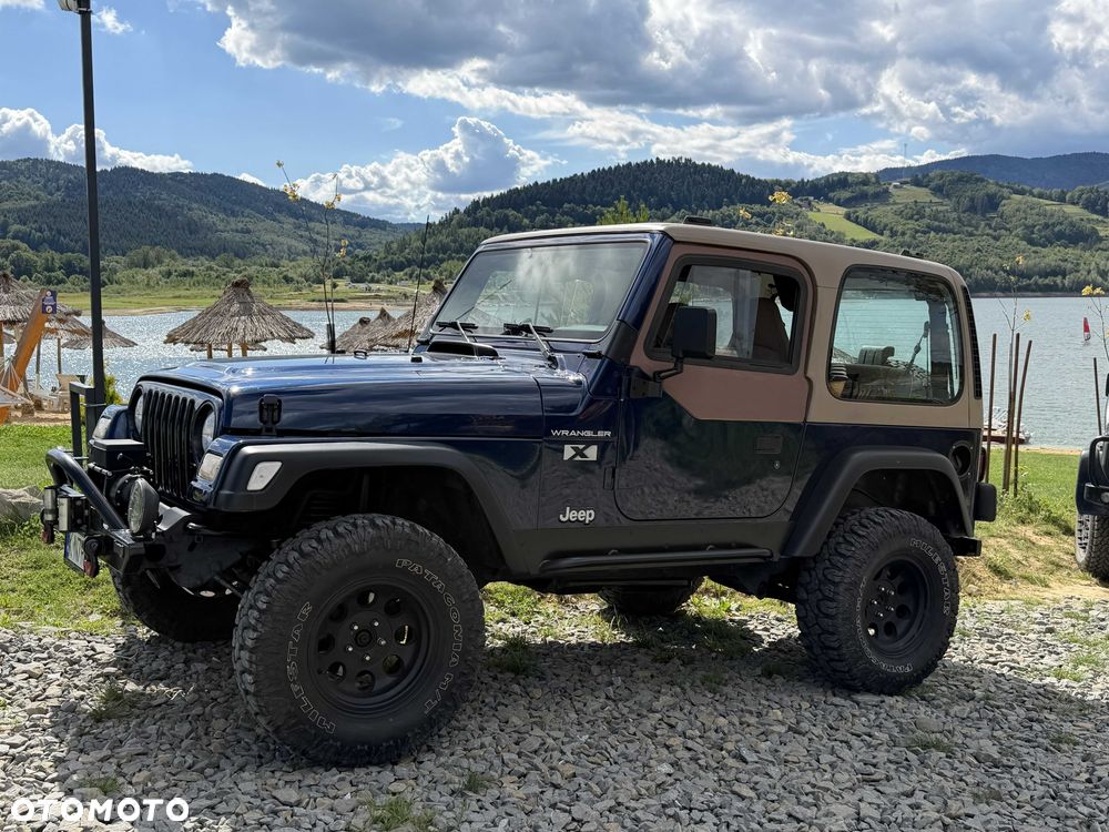 Jeep Wrangler - 8