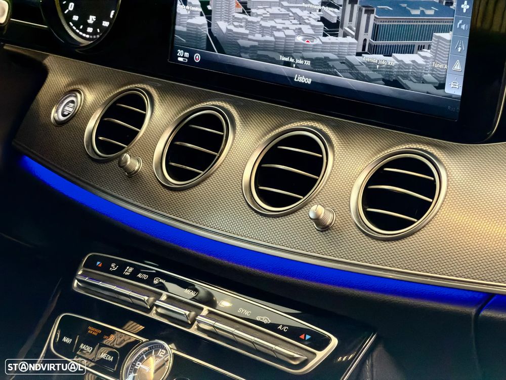 Mercedes-Benz E 220 d AMG Line - 37