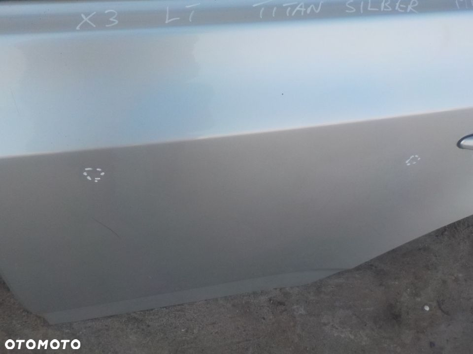 BMW X3 E83 DRZWI LEWY TYŁ TITAN SILBER METALIC - 2