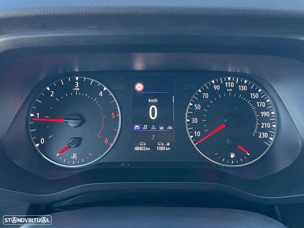 Renault Trafic 2.0 dCi Longa IVA Dedutível - 40