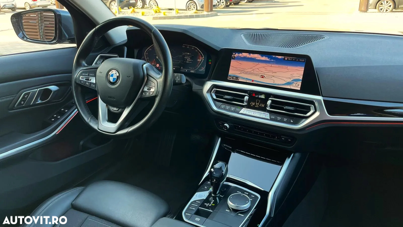 BMW Seria 3 320d Touring Aut. Sport Line - 13
