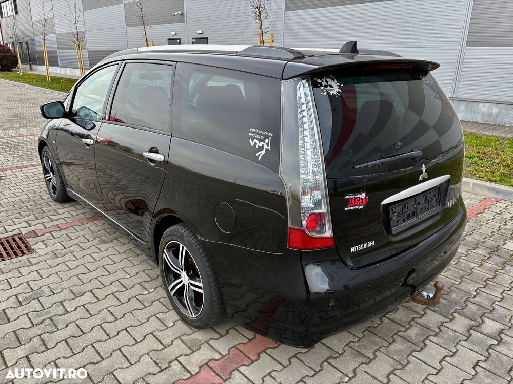 Mitsubishi Grandis 2.0 DI-D 7-Sitzer Intense - 3