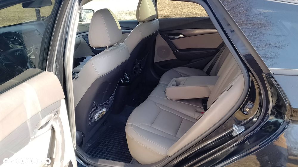 Hyundai i40 1.7 CRDi Automatik Premium - 3