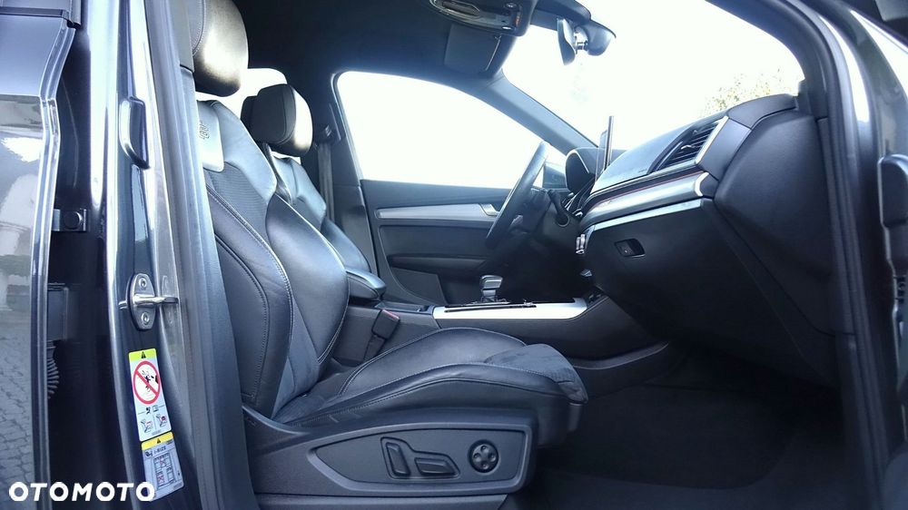 Audi Q5 Sportback - 30