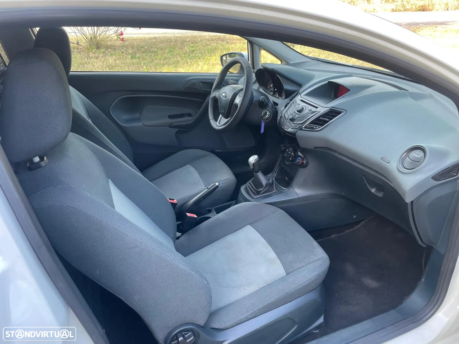 Ford Fiesta - 17