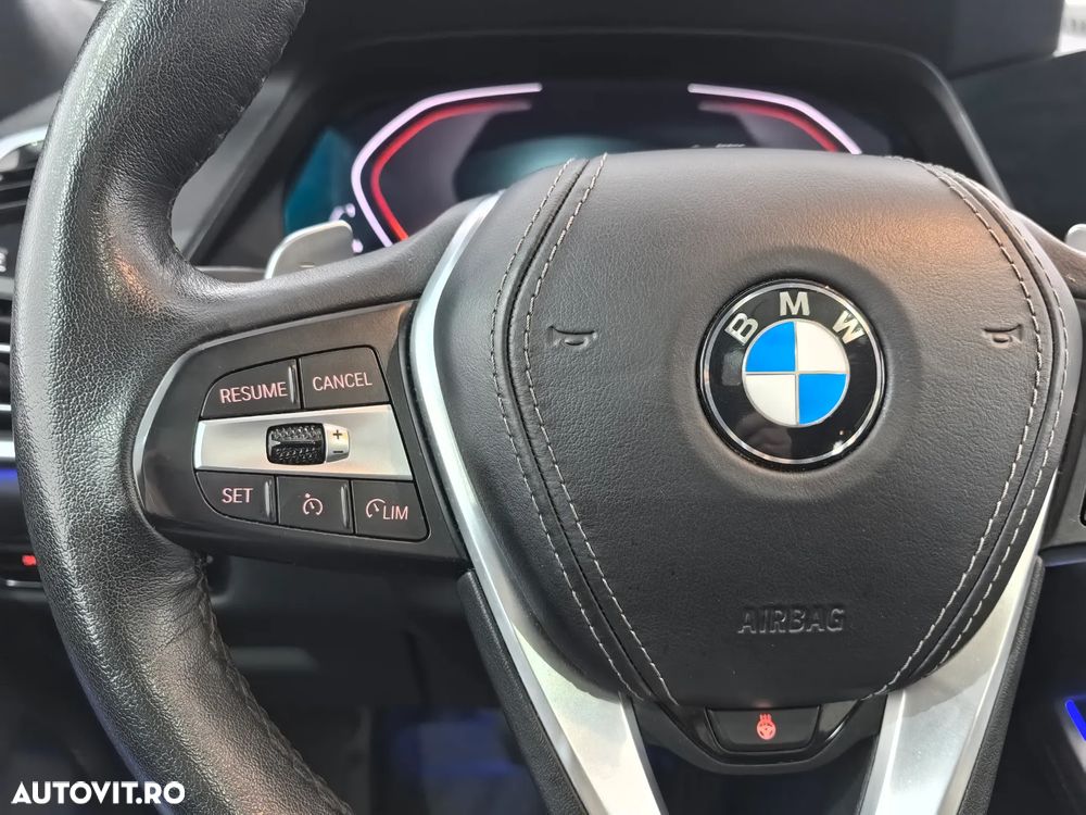 BMW X5 xDrive40i - 23