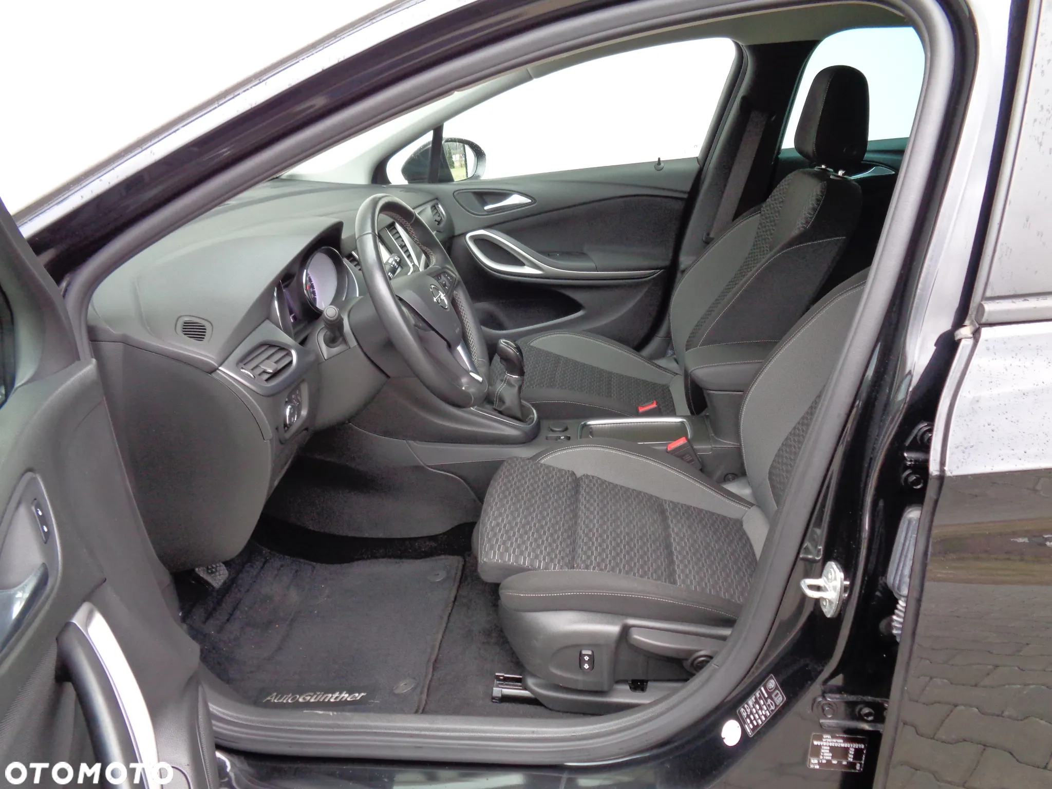 Opel Astra - 11