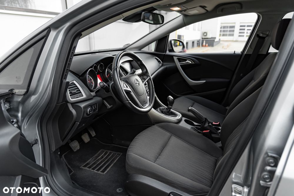 Opel Astra 1.4 Turbo Color Edition - 17