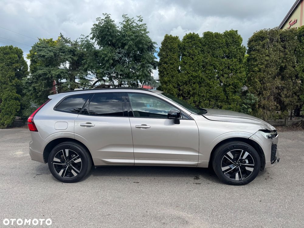 Volvo XC 60 B5 B AWD Plus Black Edition - 40
