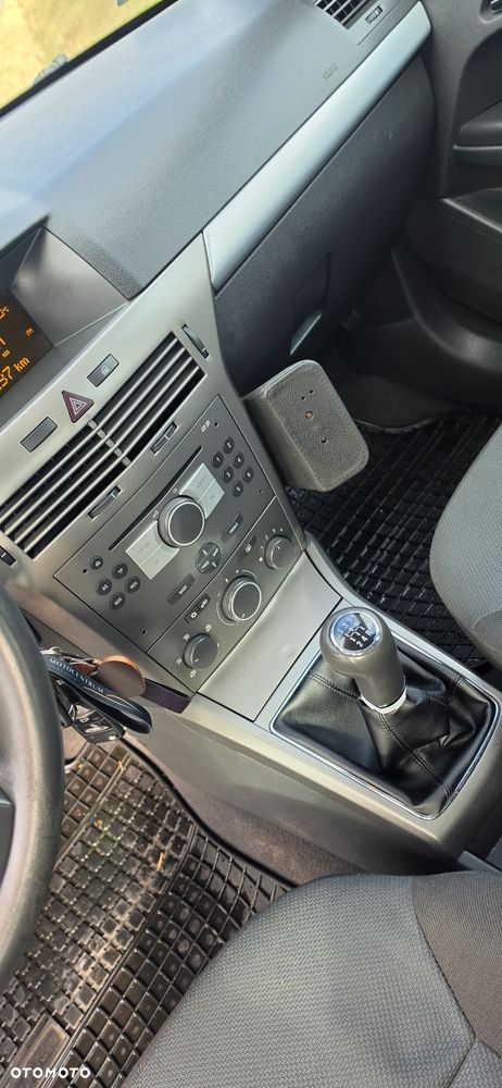 Opel Astra - 16