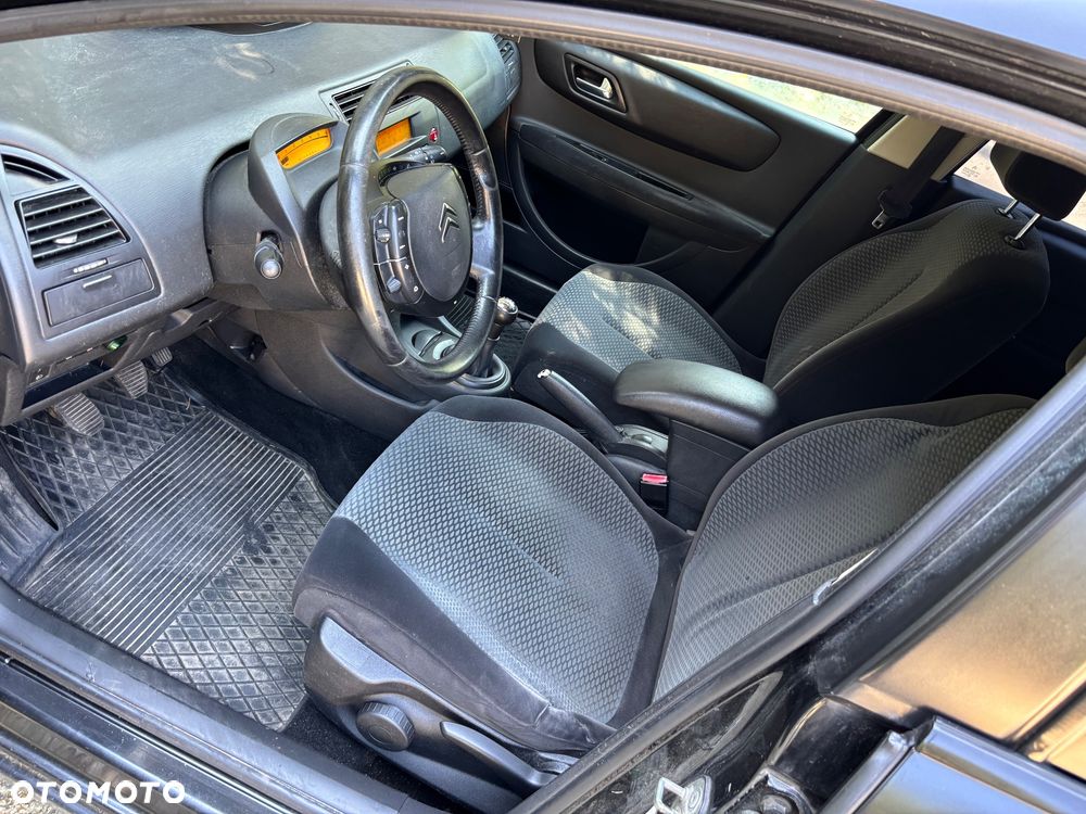 Citroën C4 1.6 16V SX - 8