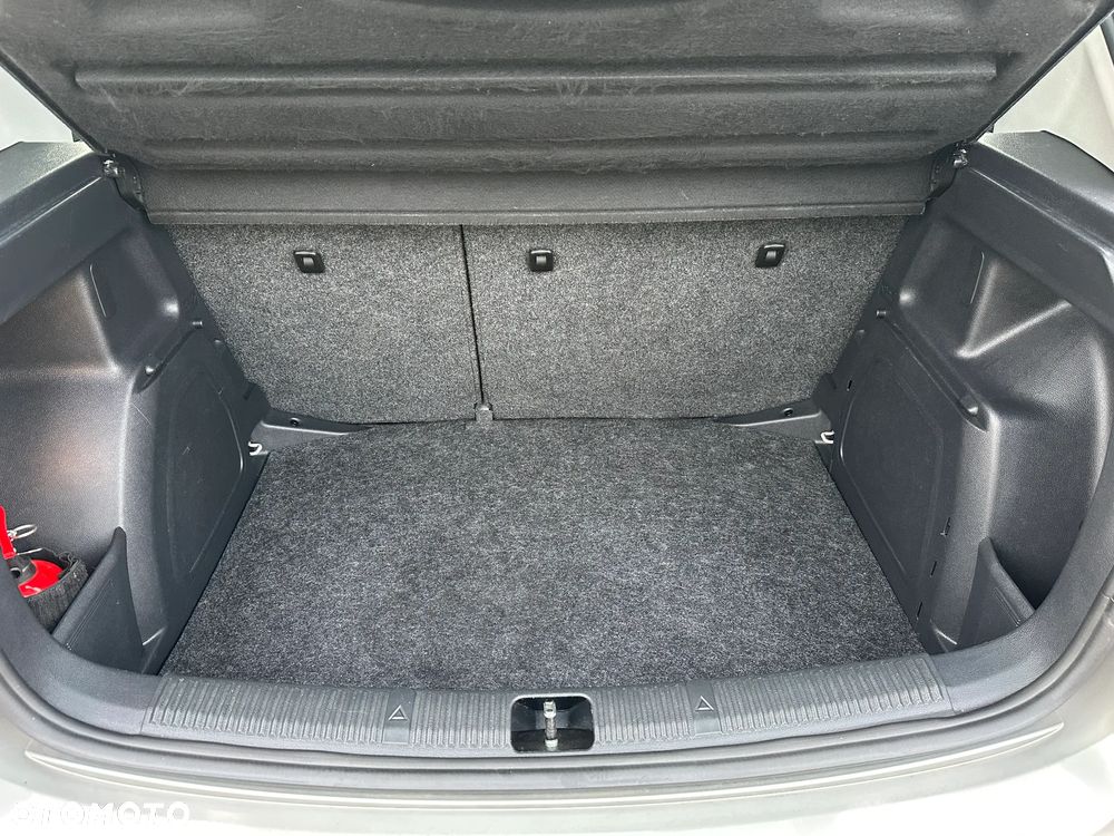 Skoda Fabia - 22