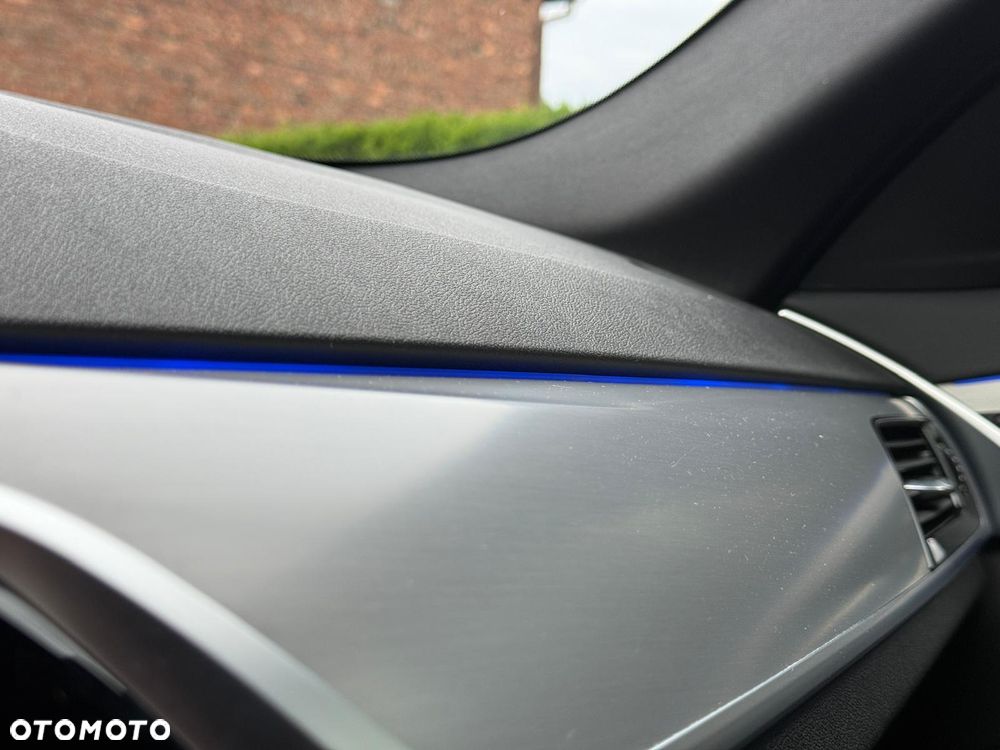 BMW Seria 5 520d xDrive M Sport Edition - 33