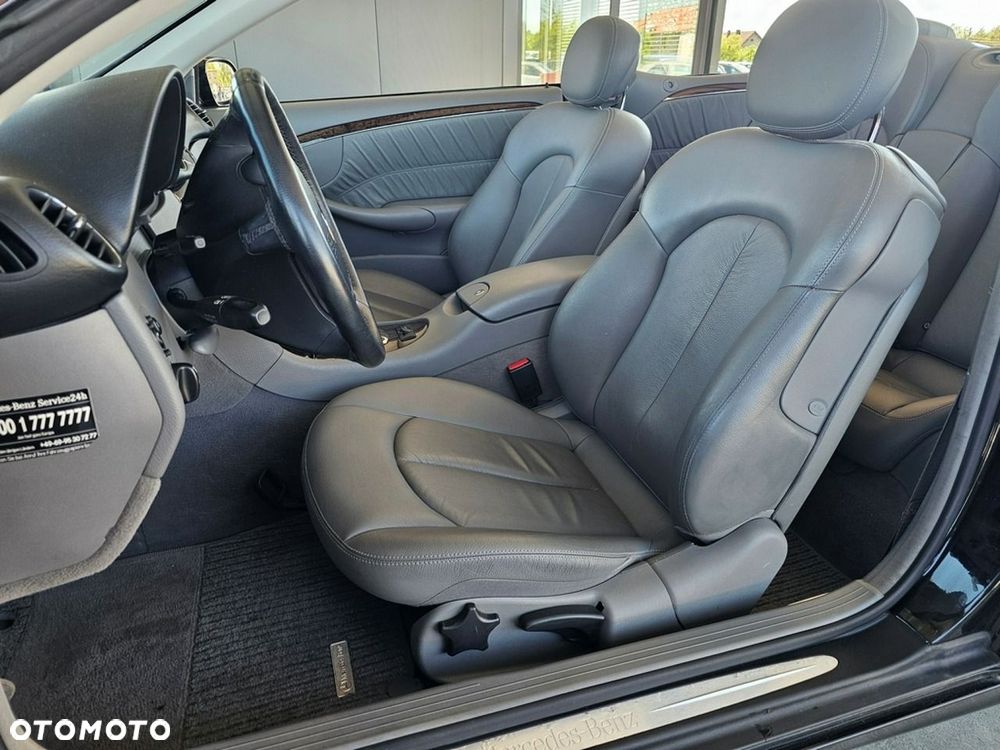 Mercedes-Benz CLK - 32