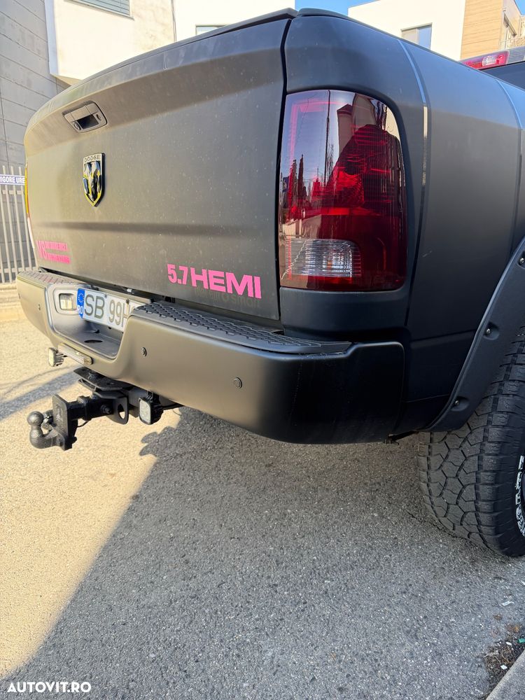 Dodge RAM - 6