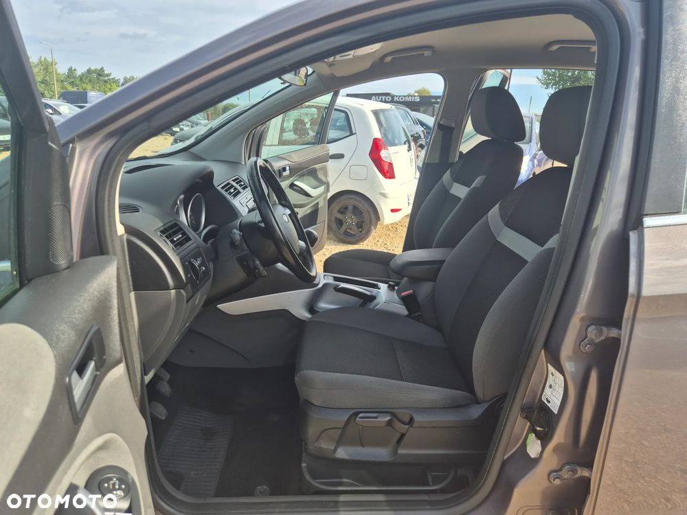 Ford Kuga - 5