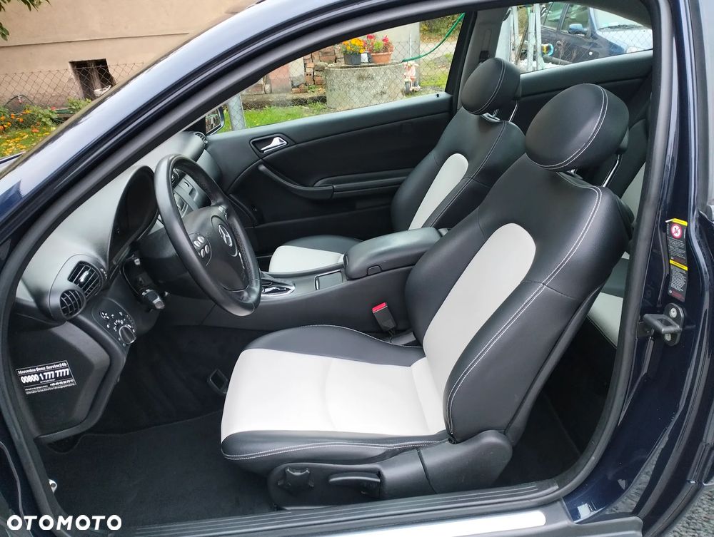 Mercedes-Benz Klasa C 180 Kompressor Sportcoupe Automatik Sport Edition - 10