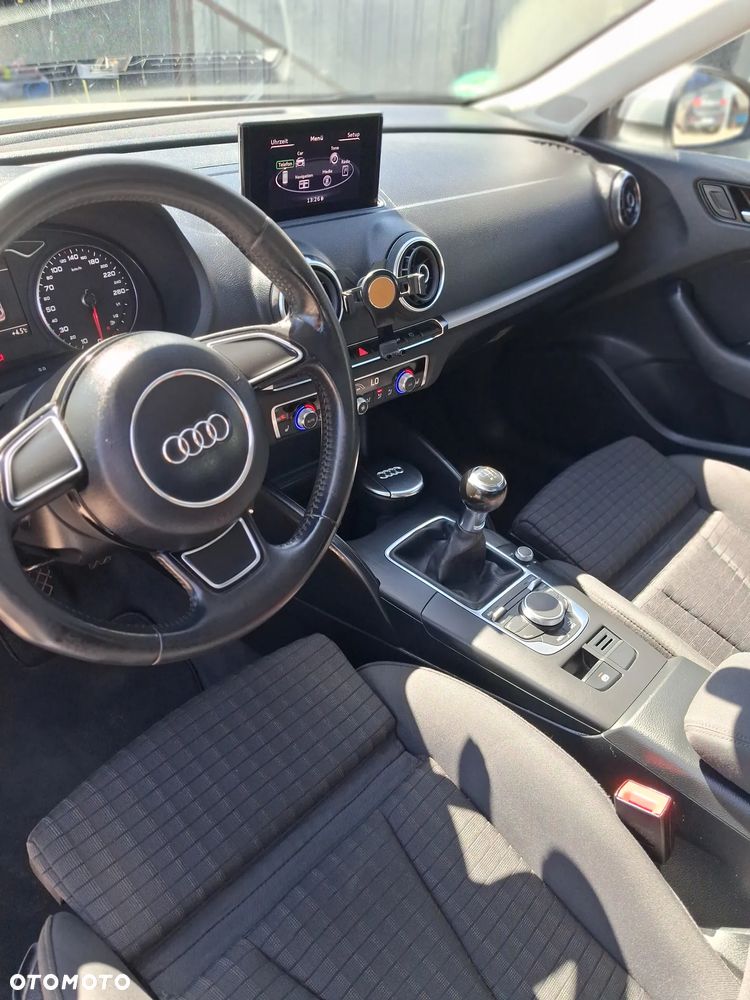 Audi A3 Sportback - 12