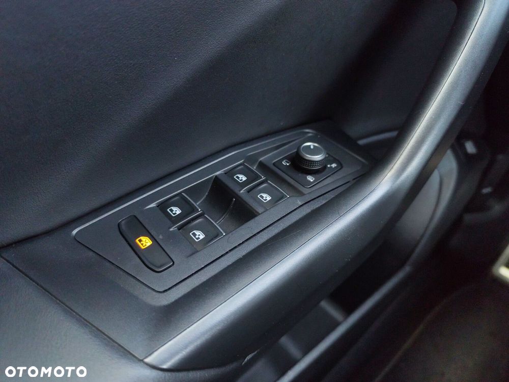 Volkswagen T-Roc 2.0 TSI 4Motion R DSG - 18