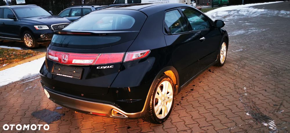 Honda Civic 1.8i-VTEC Sport - 21