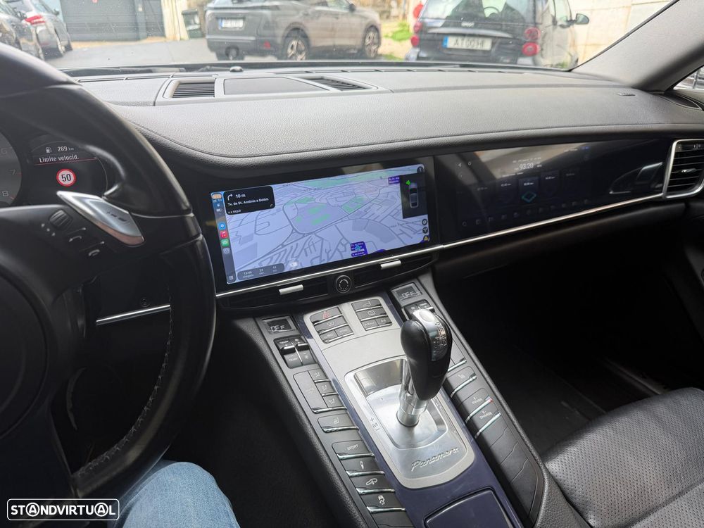 Porsche Panamera - 3