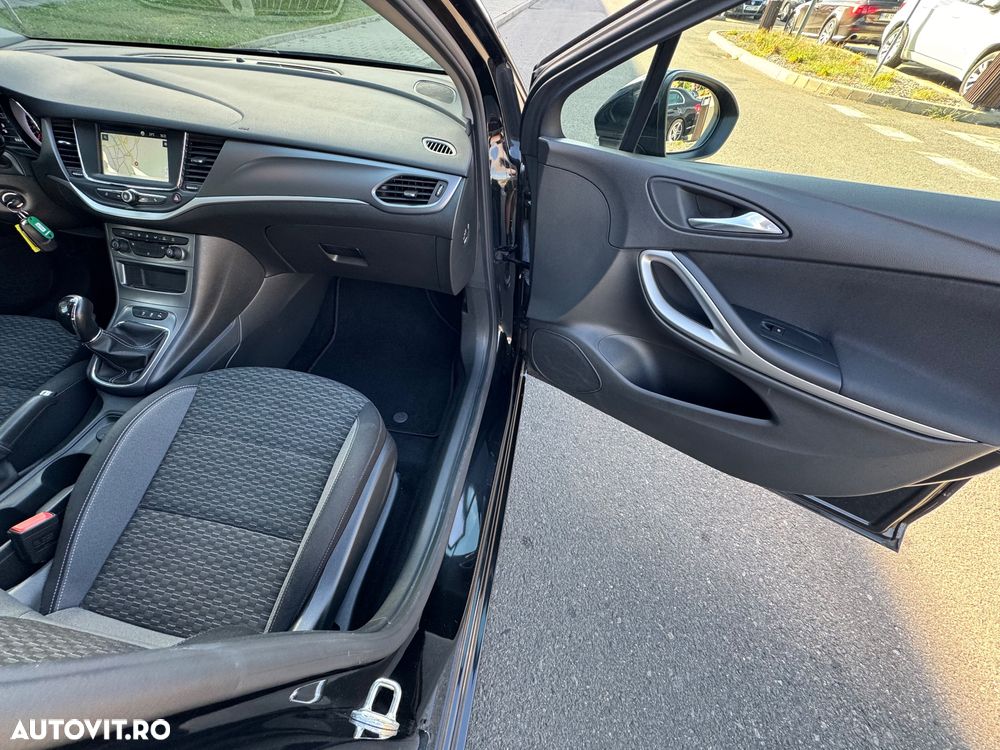 Opel Astra 1.5 D Start/Stop Sports Tourer Business Edition - 11